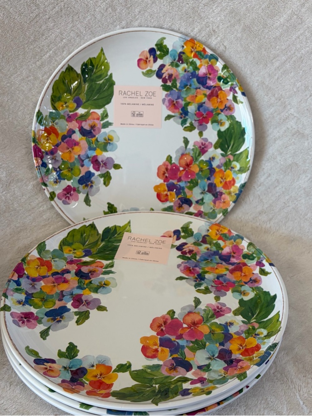 NWT Rachel Zoe Pansy Floral Melamine Dinner Plates Set of 4